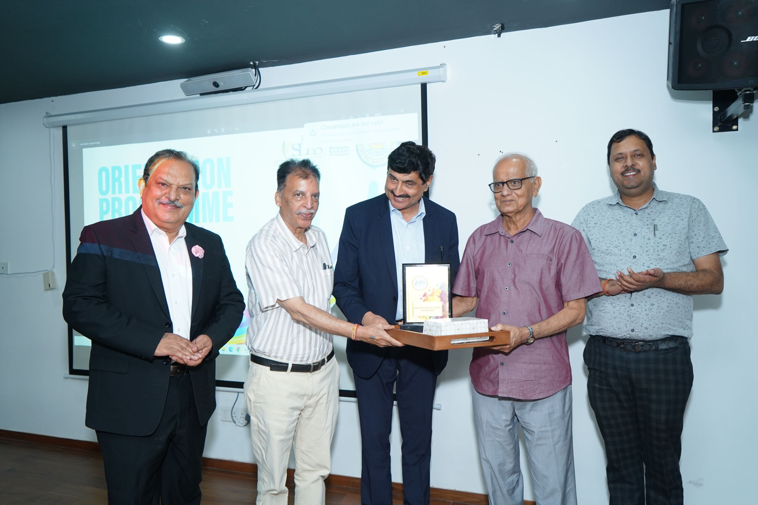 Felicitating the Chief Guest - Orientation Programme PGDM 2022-24 Sept 9, 2022
