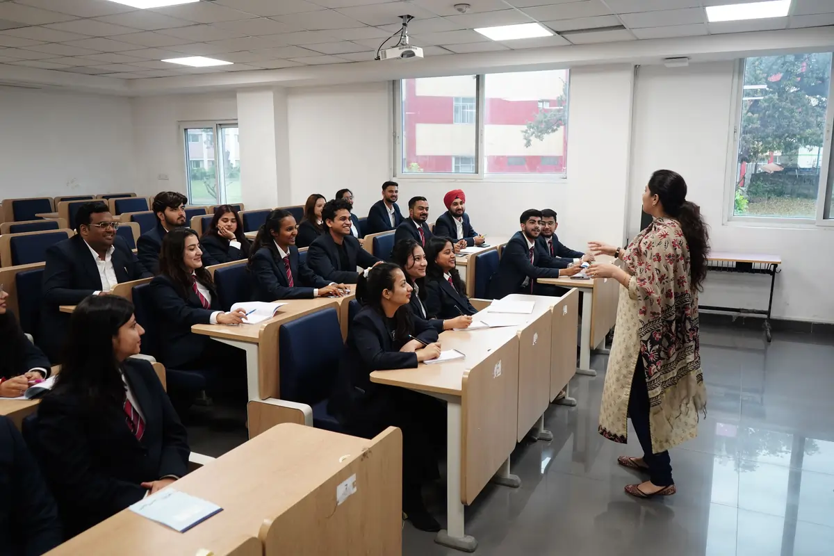 Top MBA Colleges in Chandigarh with Fee Structure